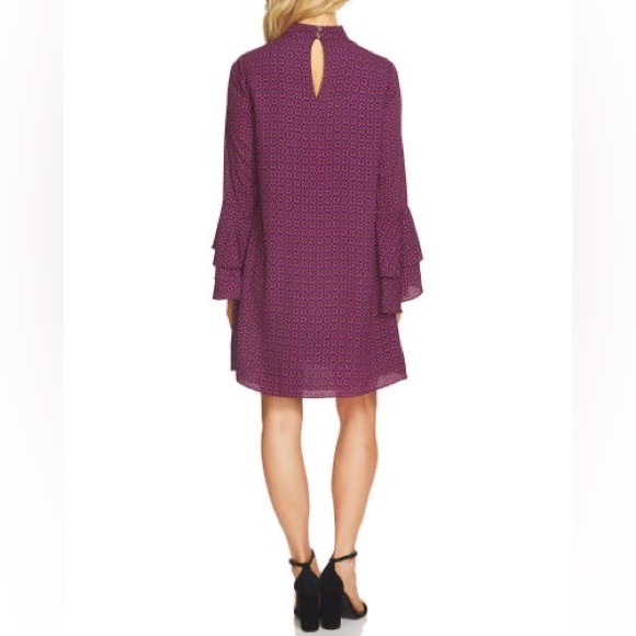 CeCe V-Neck Ruffled Long Sleeves Print Dress - Picture 4 of 12